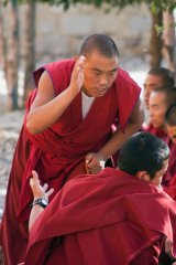 08-Debatting monks